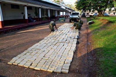 Una camioneta robada y abandonada ten�a m�s de media tonelada de droga