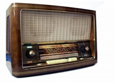 Un militante de La C�mpora queda al frente de Radio Nacional Santa Rosa