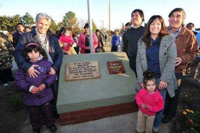 El barrio Parque 140 Viviendas de Merlo celebr� sus bodas de plata