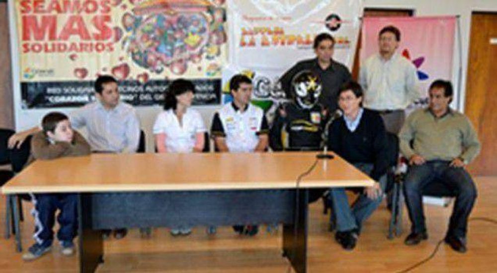 La Uni�n Judicial y la Red Solidaria ayudan a los inundados