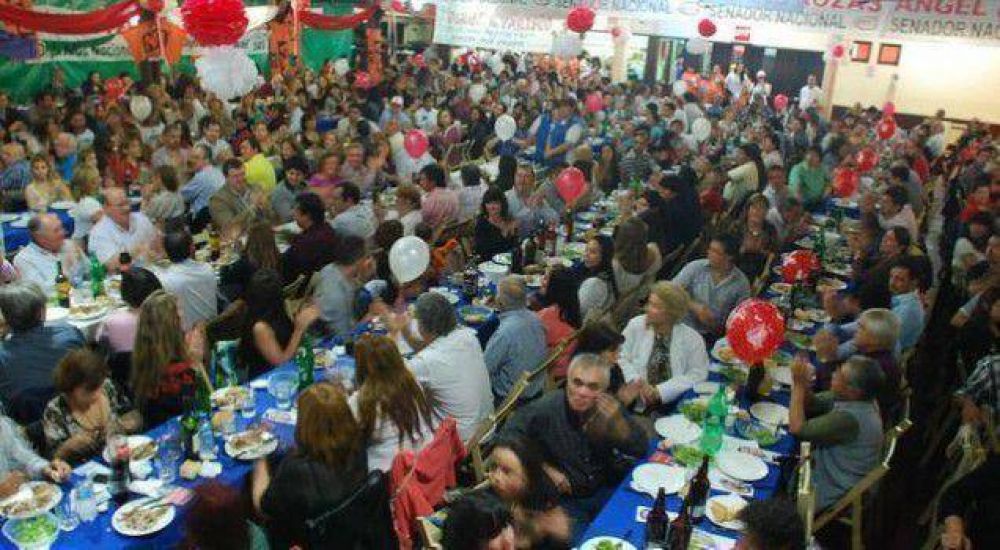 Nutrida convocatoria de Uni�n por Chaco en la Pe�a Mart�n Fierro