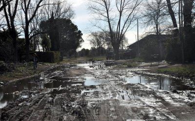 Con la lluvia vuelven los anegamientos al barrio La Ara�a