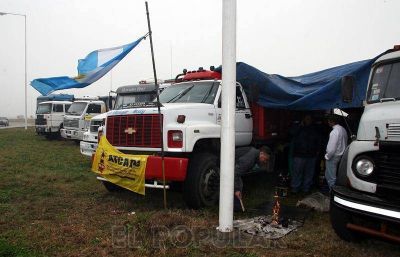 Transportistas de cereal vuelven a la ruta reci�n el mi�rcoles