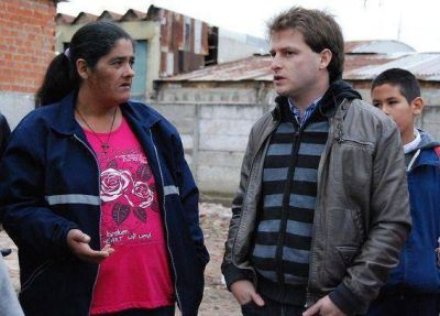 �Acompa�o a los vecinos en su reclamo por una soluci�n urgente�