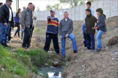 De Narvaez: en las 100.000 viviendas que hay en Tigre, 90.000 no tienen cloacas 