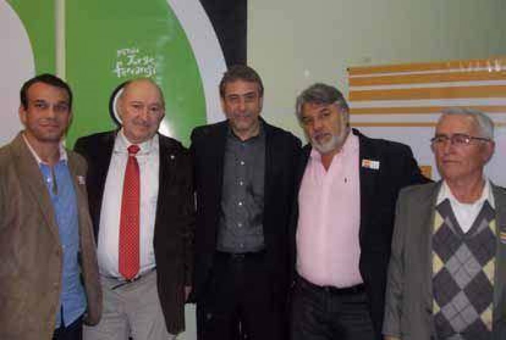 La Asociaci�n Pyme y la Municipalidad de Avellaneda firmaron convenio de cooperaci�n