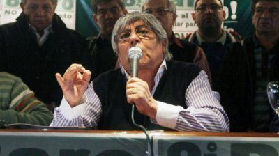 Moyano ahora amenaza con un paro general de la CGT