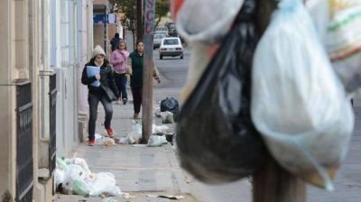 Prometen que hoy levantar�n los residuos