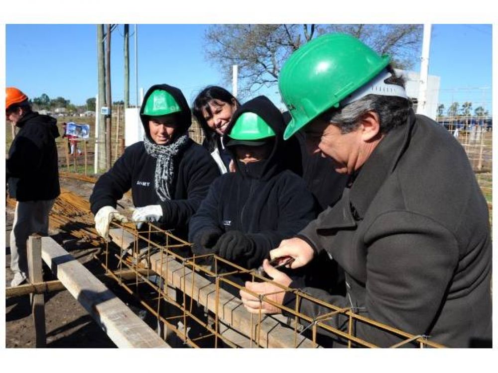 Construir�n una estaci�n transformadora para proveer de energ�a a f�brica de jugos
