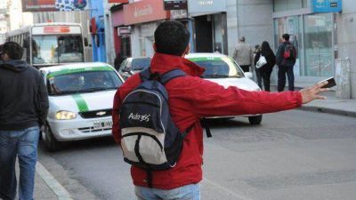 Replantean la reconversi�n de tarjetas de colectivos  