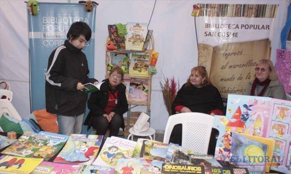La Feria Municipal del Libro abri� sus puertas al p�blico