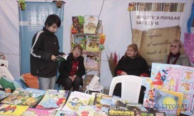 La Feria Municipal del Libro abri� sus puertas al p�blico