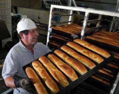 El pan a $ 10 llega a los s�per de Mendoza