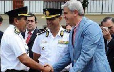 Quieren sindicalizar la polic�a salte�a