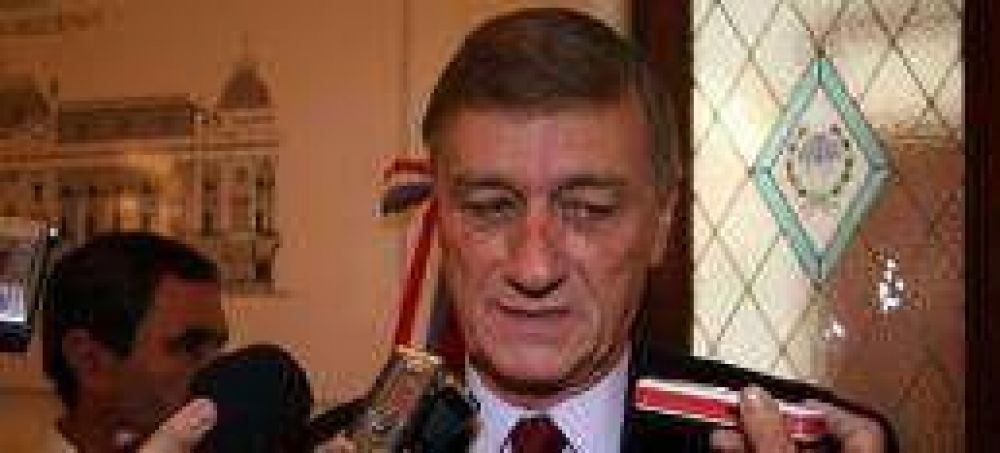 "Reutemann es el pasado y tiene un enorme rechazo en Santa Fe"