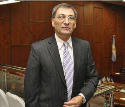 Diputado Daniel Tomas: �La reforma de la Constituci�n no est� en agenda�	