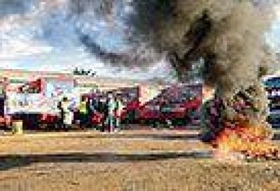 Si no les pagan, los choferes de Plaza no cobrar�an el boleto