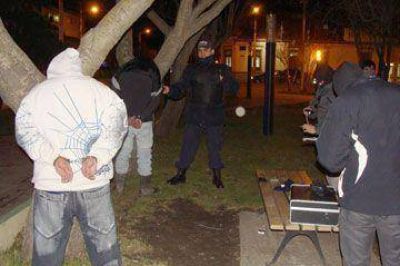 Cinco detenidos por tenencia de droga