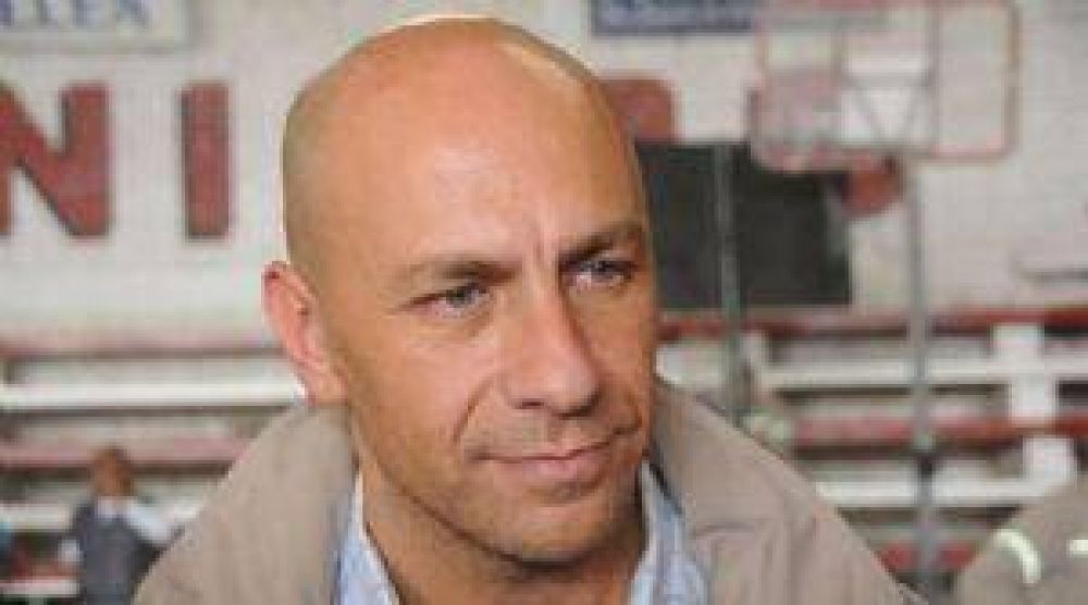 Fadel ingres� su renuncia y dej� lugar para un contratado