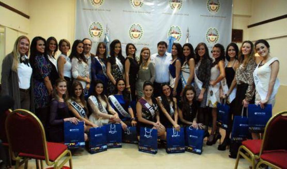 Candidatas a Miss Latina Argentina visitaron Casa de Gobierno