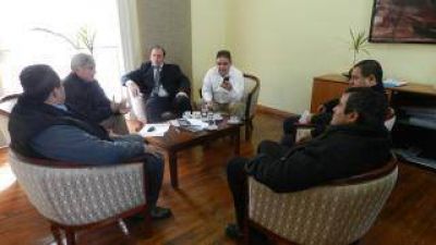 Jalil acord� el blanqueo del 24% con representantes del SOEM
