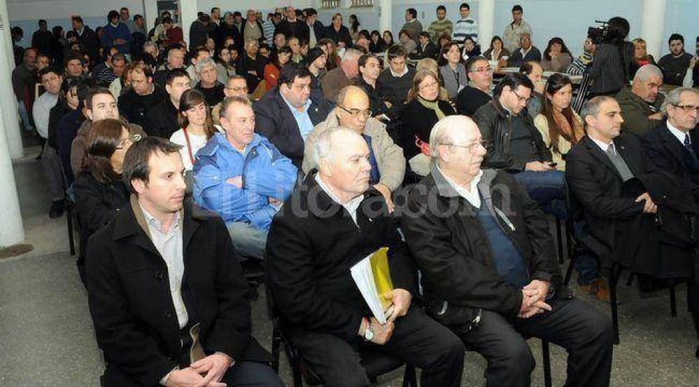 La provincia entreg� el modelo de Boleta �nica para municipios y comunas
