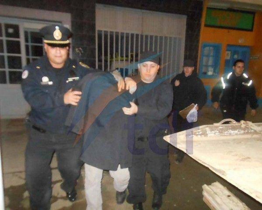 Detuvieron por abuso al padrastro de una chica de 14 a�os que est� embarazada
