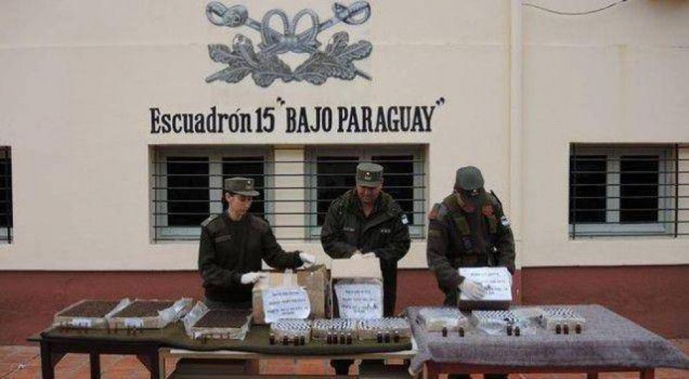 Gendarmer�a secuestr� m�s de 65 litros de coca�na l�quida