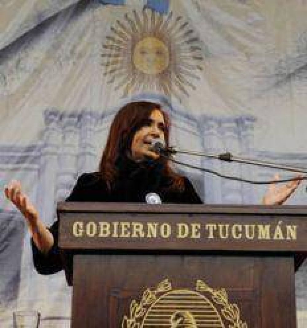 CFK llam� a "fortalecer el Estado" ante "un mundo diferente y complejo que se avecina"
