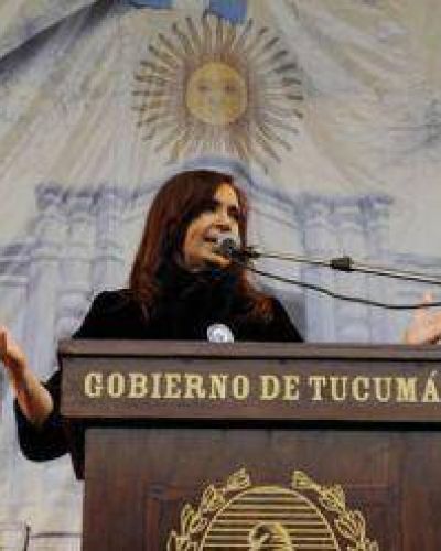 CFK llam� a "fortalecer el Estado" ante "un mundo diferente y complejo que se avecina"