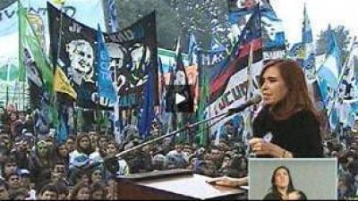 Cristina dijo que le corri� "fr�o por la espalda" cuando se entero de que EE.UU. espiaba a la Argentina