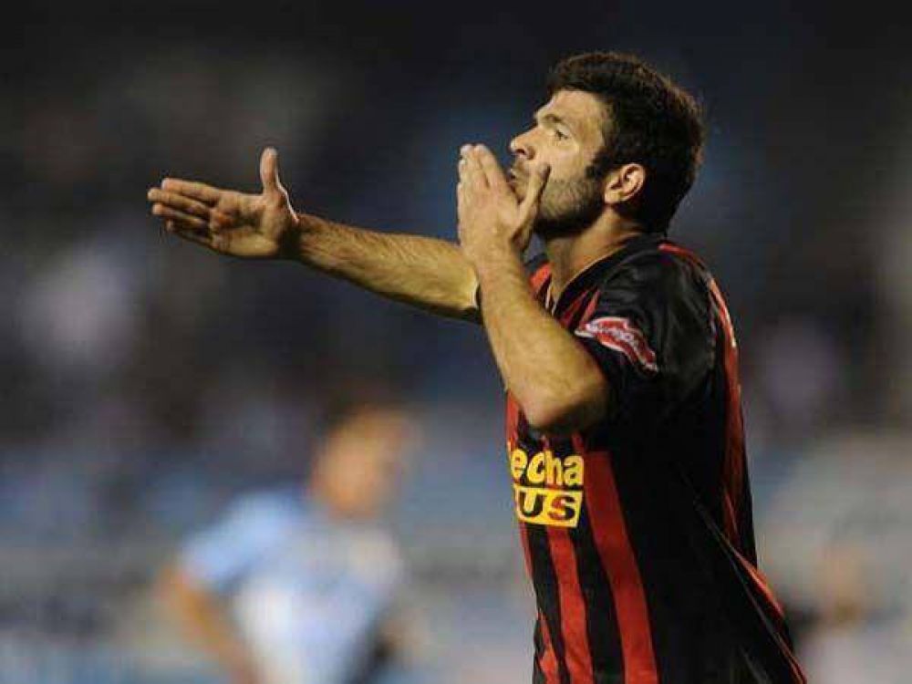 Mientras Boca espera por el "Cata" y Gago, peligra el pase de Gigliotti