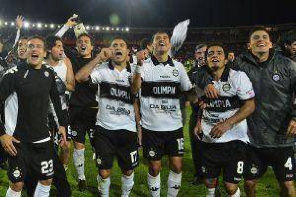 Olimpia de Paraguay es el primer finalista