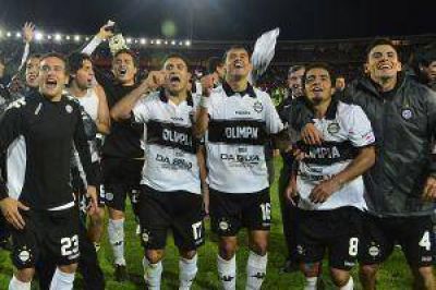 Olimpia de Paraguay es el primer finalista