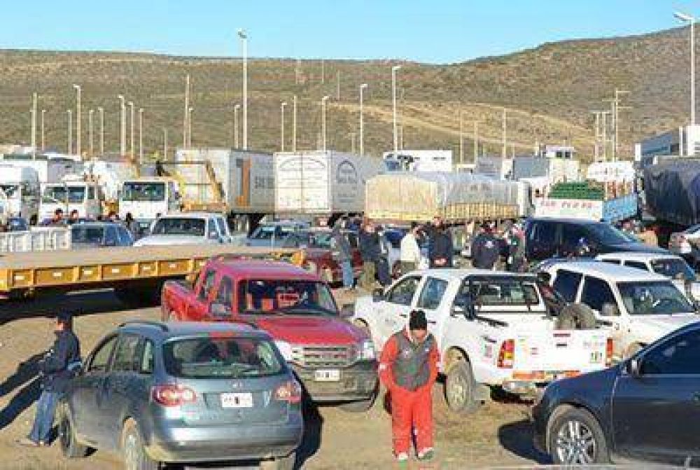 Los camioneros hicieron sentir su paro en toda la patagonia