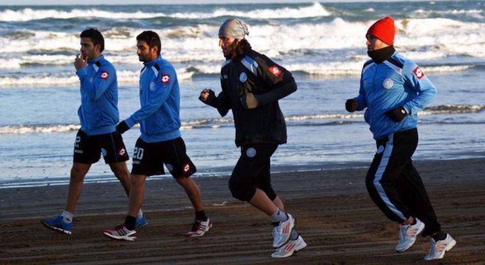 Belgrano sigue prepar�ndose en Necochea y "el Ruso" Zielinski comienza a definir el nuevo equipo