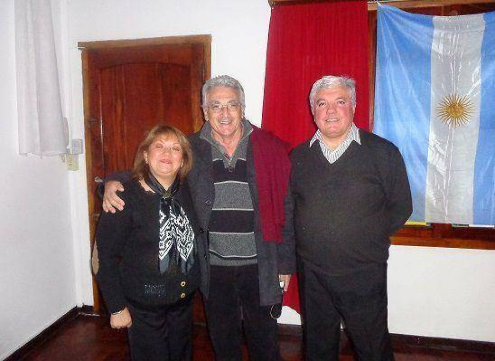 Alcuaz: �Hay que evitar filtraciones de algunos partidos en los frentes�