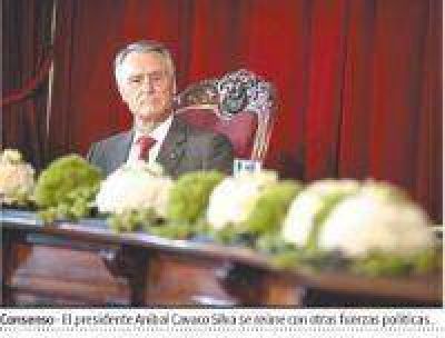 Piden anticipar las elecciones en Portugal