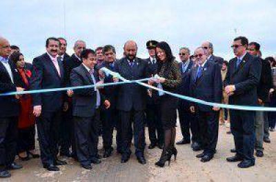 Insfr�n habilit� tramo de pavimento sobre ruta 86 