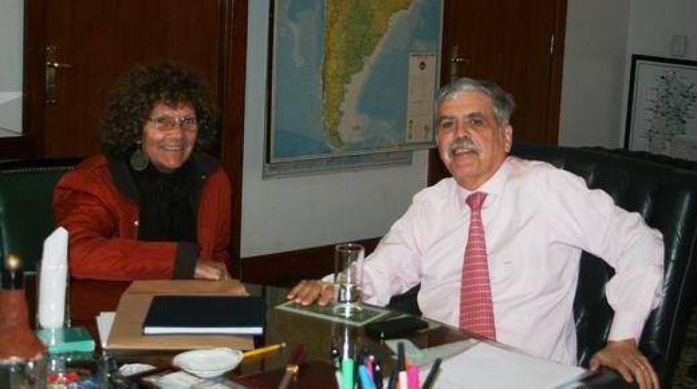 De Vido recibir� a intendentes K (y a Mestre) por obras a principios de agosto