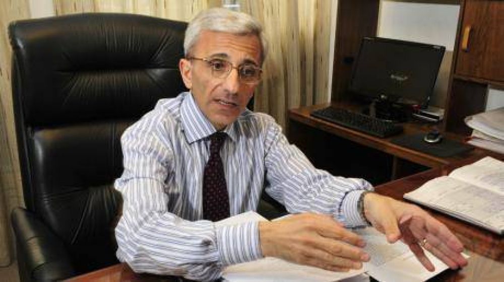 Ordenan autopsia a beb�s que fallecieron en Sanagec