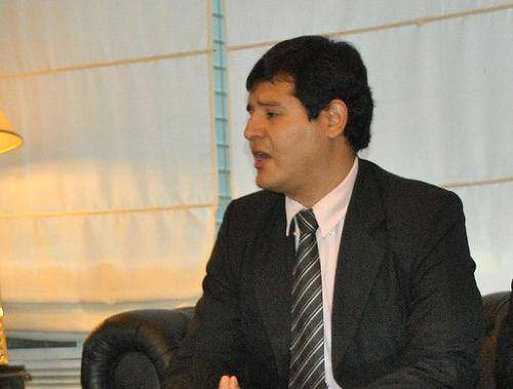 Capacitar�n a empresarios en el Emprender Provincial 2013