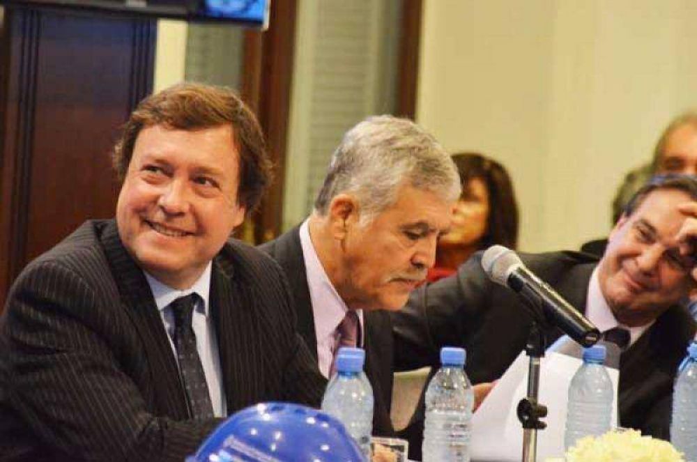 Naci�n adjudic� a R�o Negro m�s de 195 millones de pesos en obras para municipios
