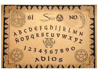 Internaron a una joven en estado de �trance� debido al juego de la Copa u Ouija