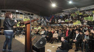 Kunath llam� a defender el proyecto nacional y provincial  