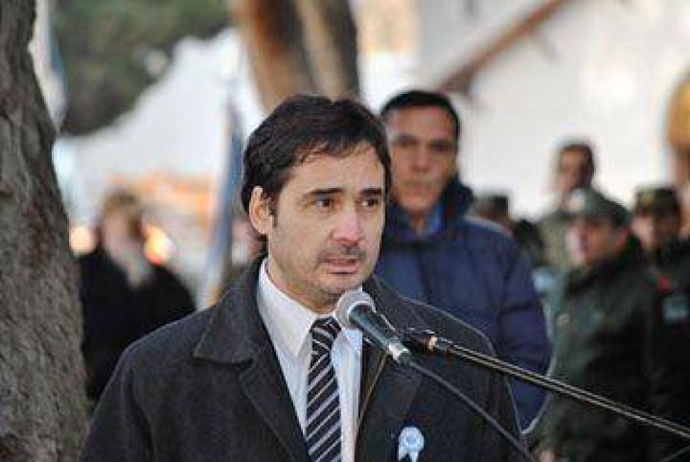 Simunovic: el Gobierno provincial est� ausente y sin rumbo