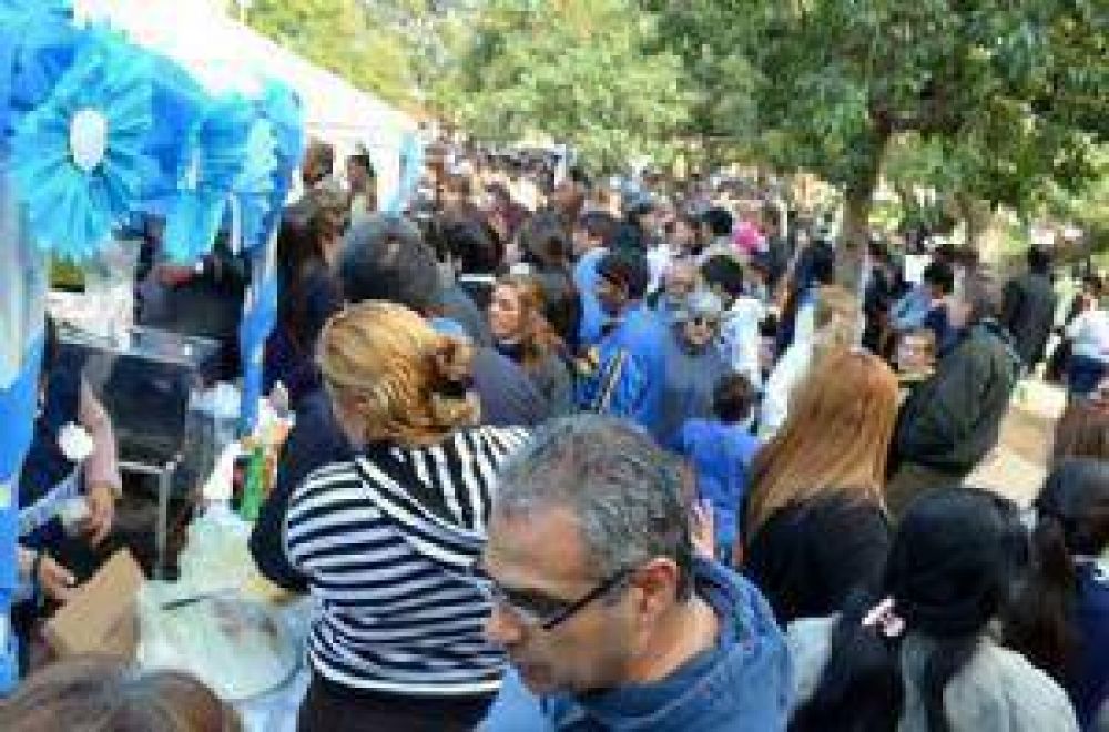 Miles de personas en las Fiestas del Tamal y la Empanada