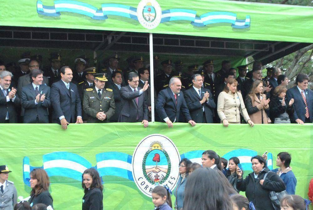 El Gobernador rindi� honores a los pr�ceres de la Patria en el D�a de la Independencia