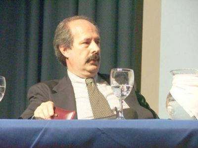 �No es cierto que las madereras se est�n yendo a Corrientes�
