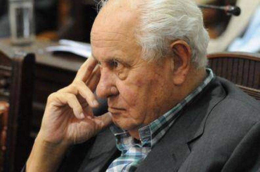 Desat� las cr�ticas opositoras